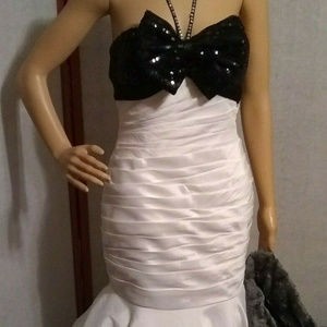 Formal Evening Gown - Prom Dress - Mermaid